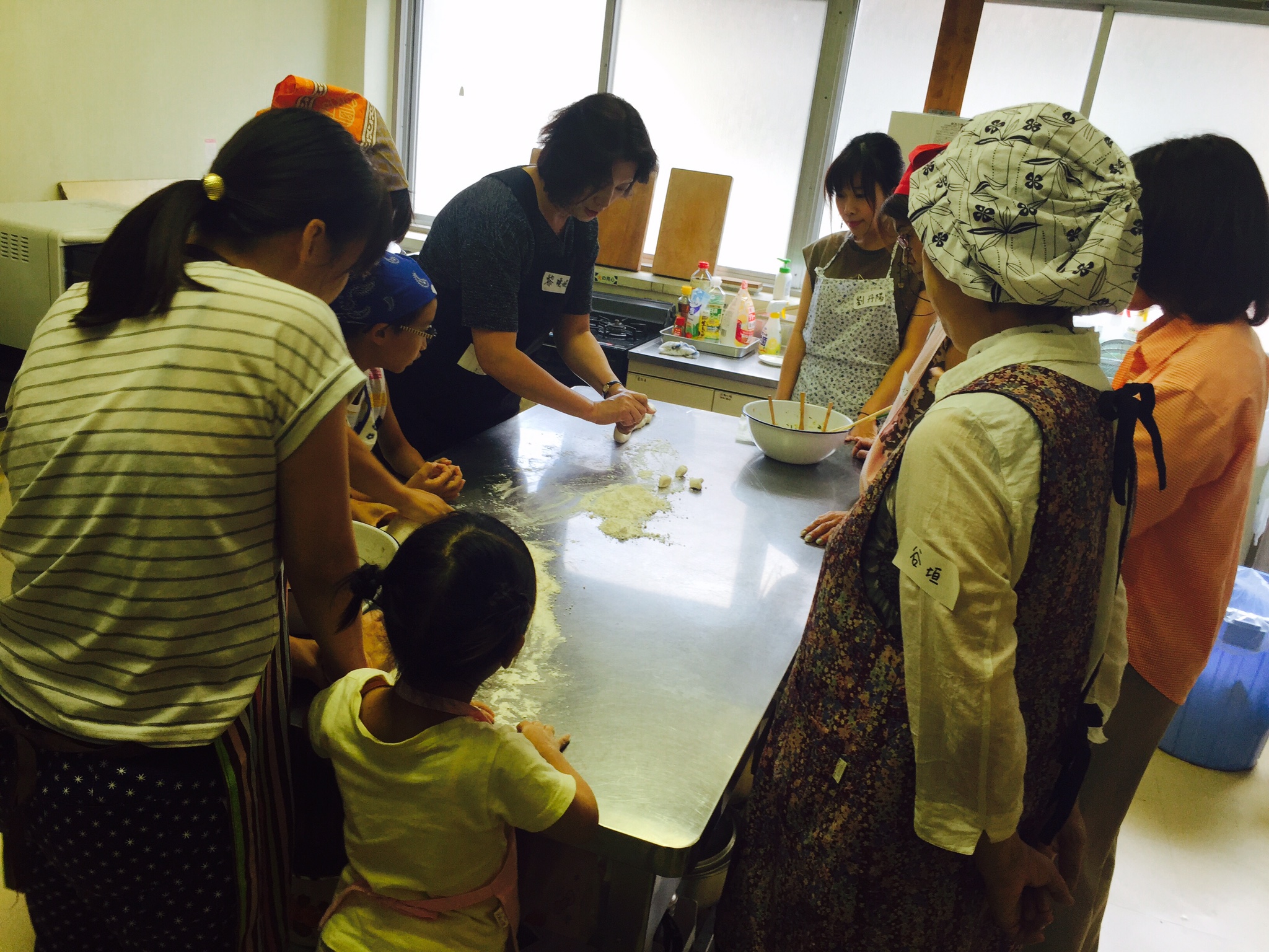 日本冈山商科大学孔子学院走进社区举办中国饮