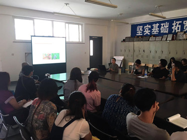 讲座现场3_副本.jpg