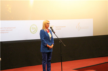 图片1:新西伯利亚市文体局局长捷列施阔娃(Терешкова А. В.)致辞.jpg