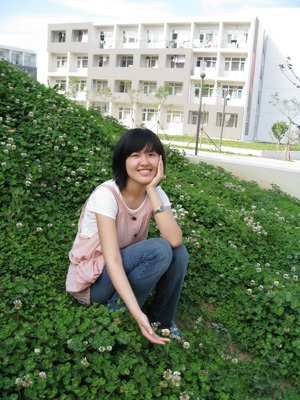 陆小睿 日语学院07级15班1.jpg